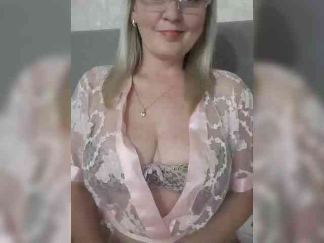 SexiestJess45 SexiestJess45