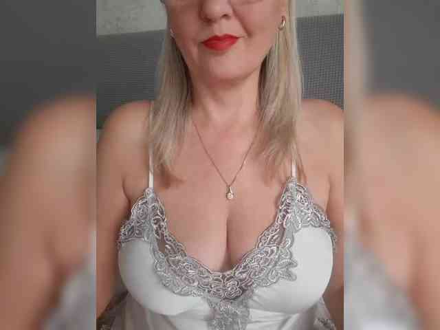 SexiestJess45 webcam