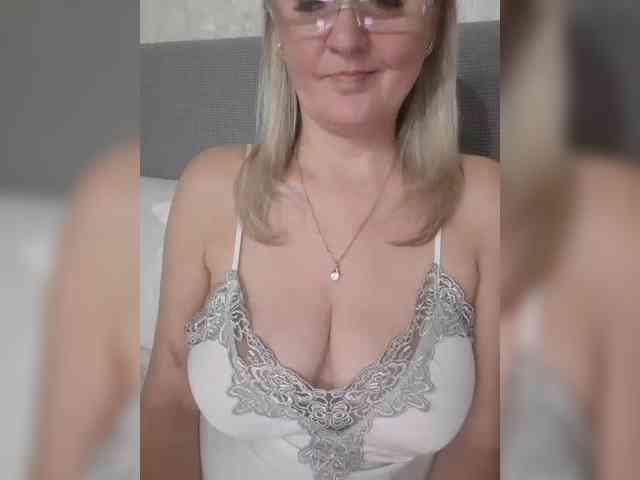 SexiestJess45 webcam