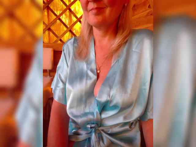 SexiestJess45 webcam