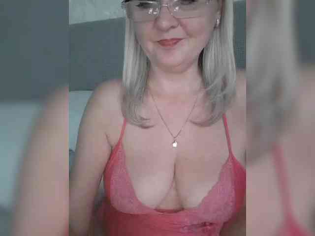 SexiestJess45