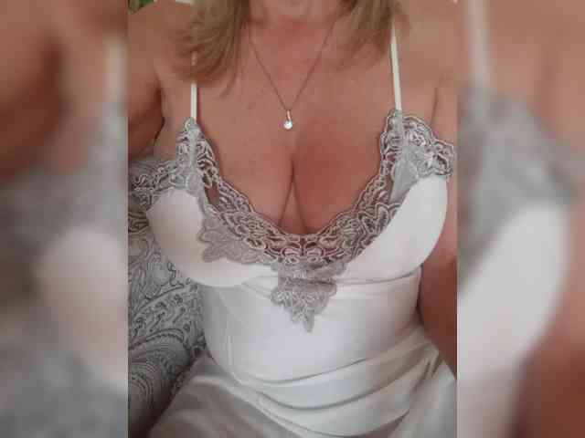 SexiestJess45 webcam