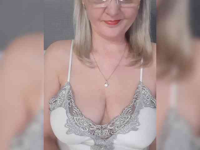 SexiestJess45 webcam