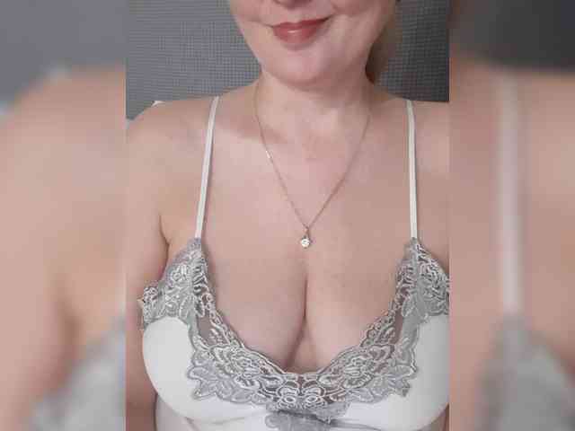 SexiestJess45 webcam