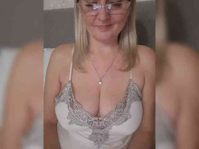 SexiestJess45 webcam