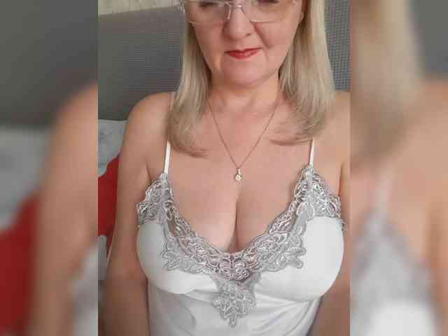 SexiestJess45 webcam