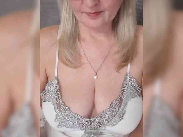 SexiestJess45 SexiestJess45