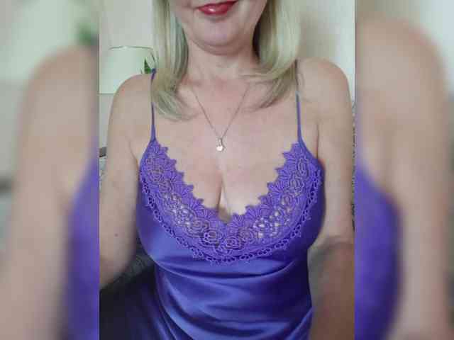 SexiestJess45 webcam