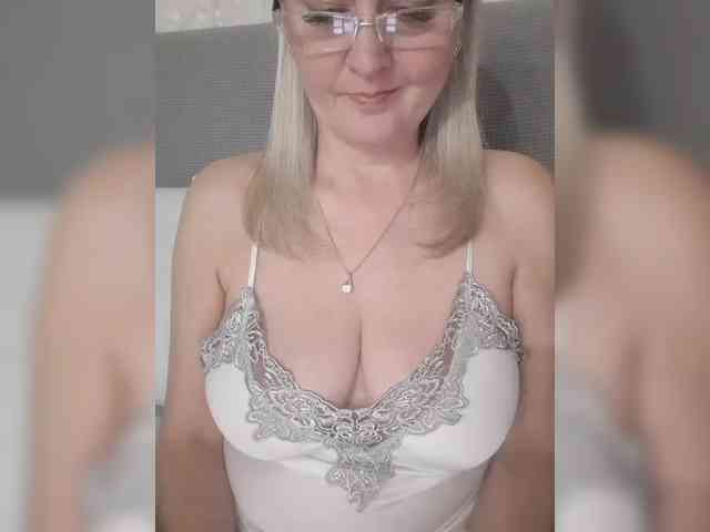 SexiestJess45 webcam