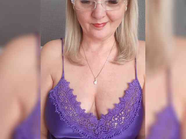 SexiestJess45 webcam