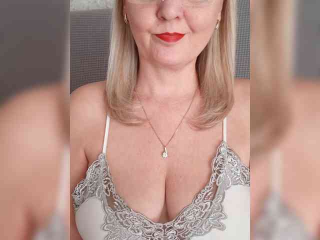 SexiestJess45 webcam