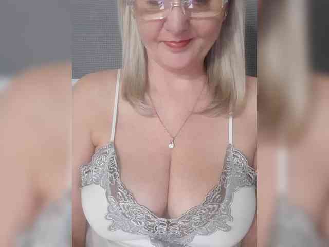 SexiestJess45 webcam