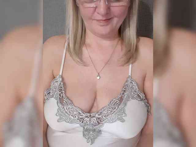 SexiestJess45 SexiestJess45