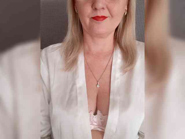 SexiestJess45 webcam