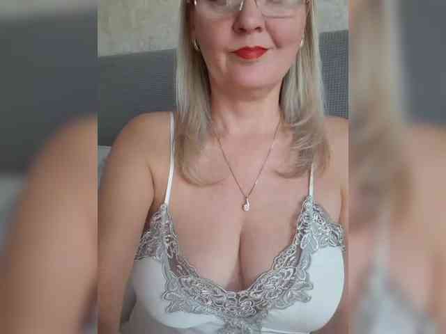 SexiestJess45