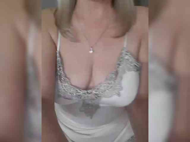 SexiestJess45 webcam