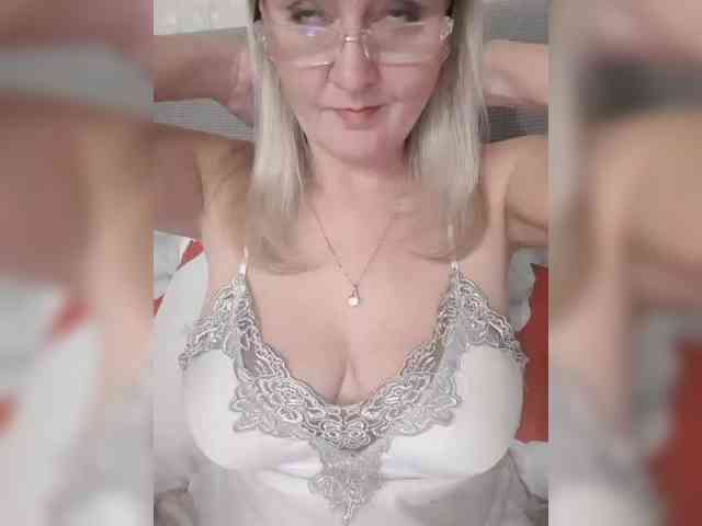 SexiestJess45 webcam