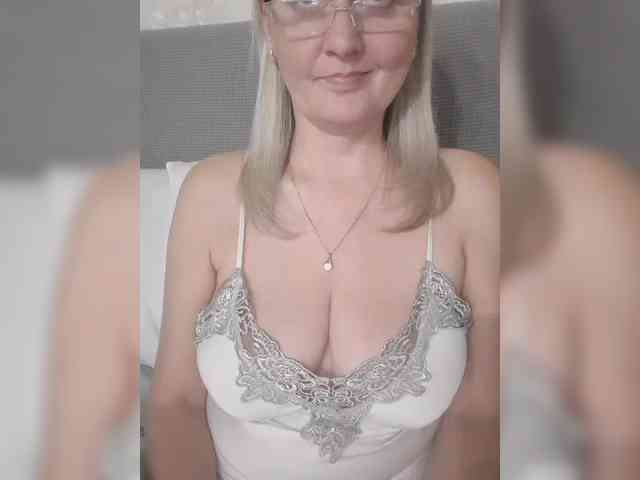 SexiestJess45 webcam