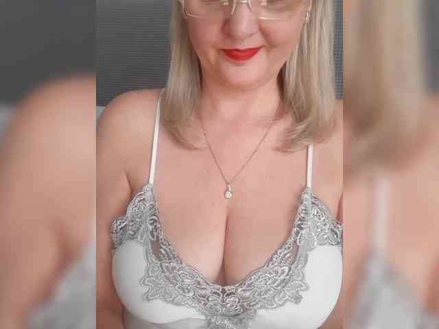 SexiestJess45 webcam