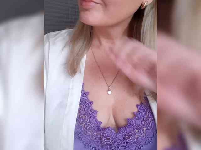 SexiestJess45 webcam