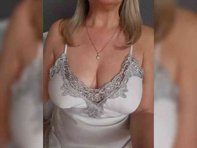 SexiestJess45 webcam