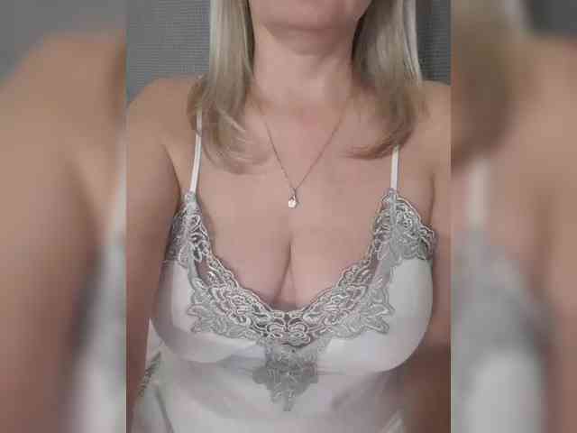 SexiestJess45 webcam