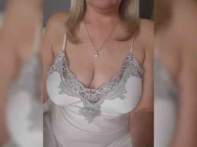 SexiestJess45 webcam