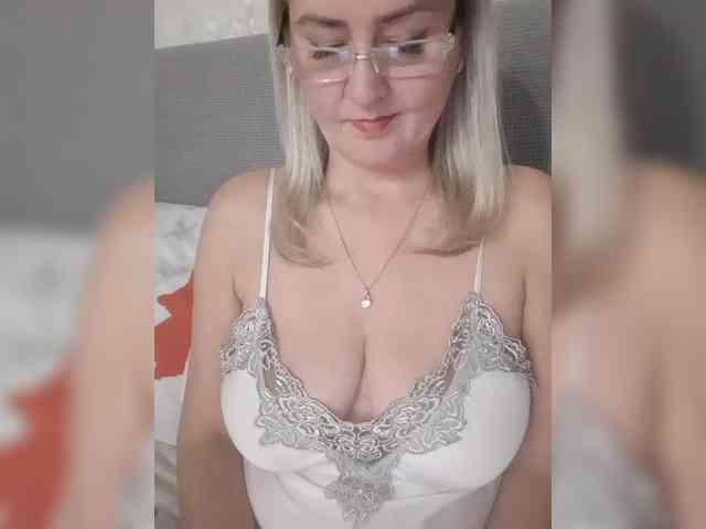 SexiestJess45 webcam