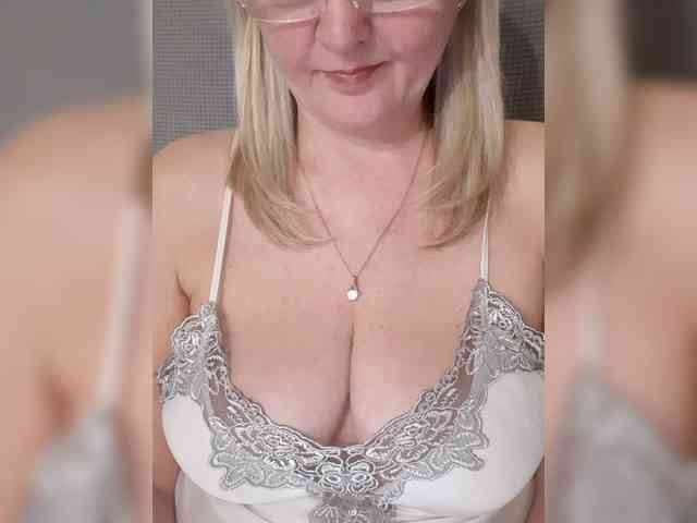 SexiestJess45 SexiestJess45