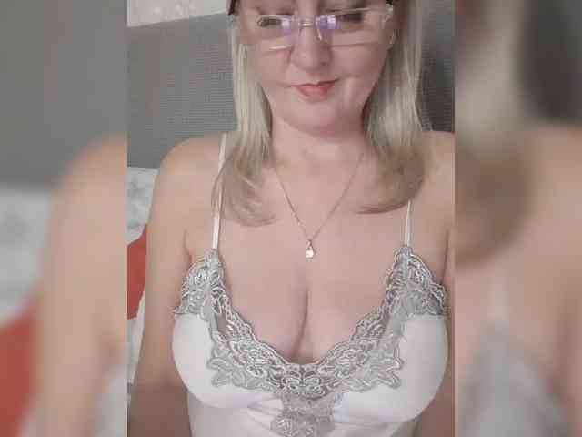 SexiestJess45 Live Webcam on BongaCams