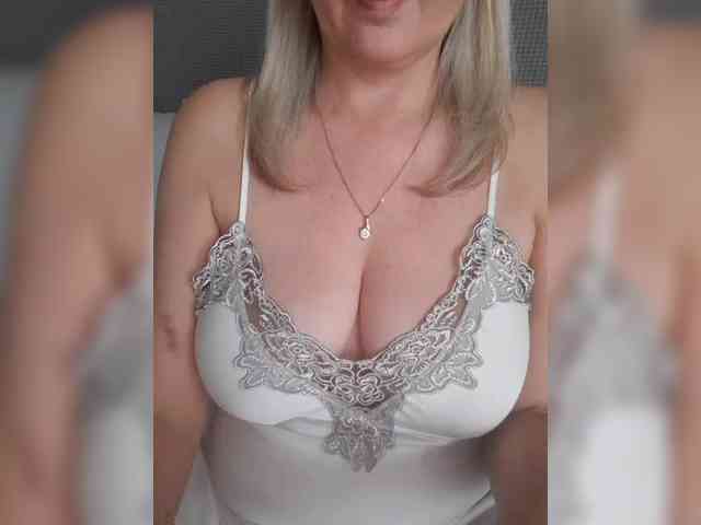 SexiestJess45 SexiestJess45