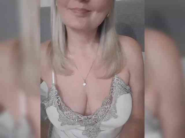 SexiestJess45 webcam