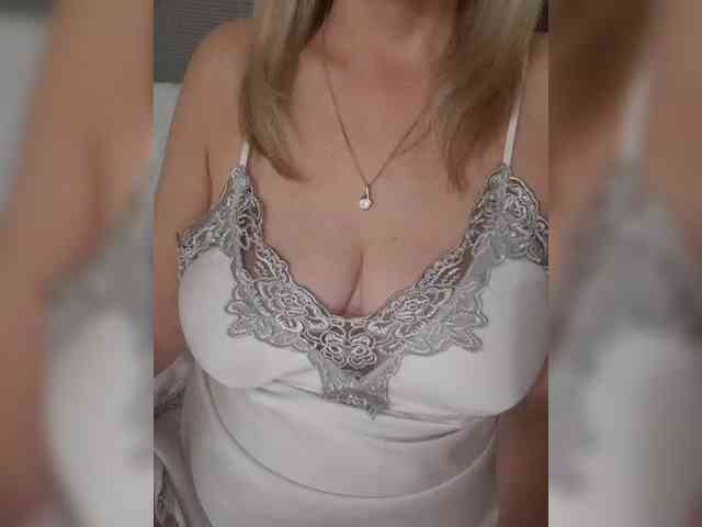 SexiestJess45 webcam