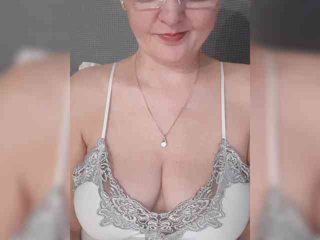 SexiestJess45 webcam