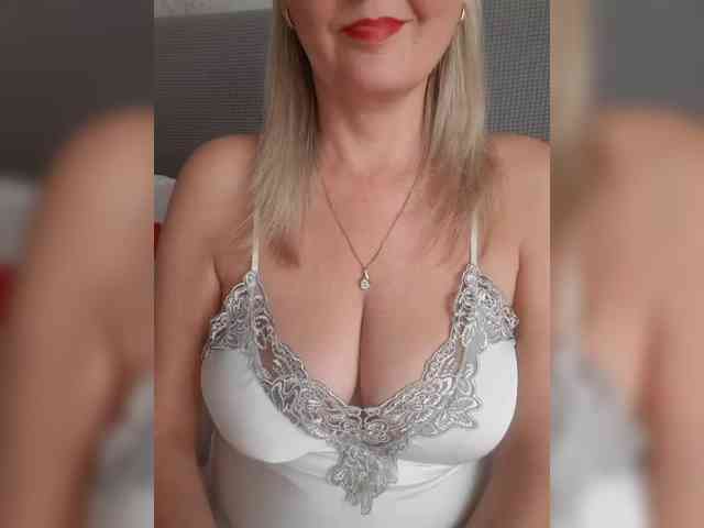 SexiestJess45 webcam