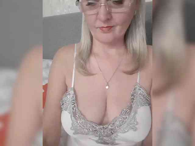 SexiestJess45 webcam