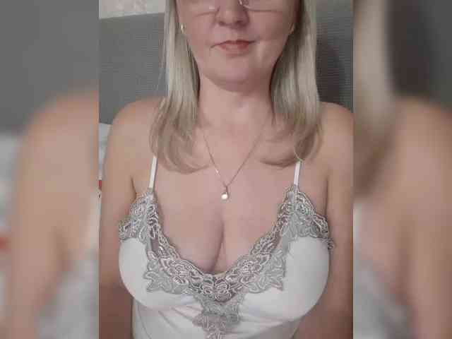 SexiestJess45 webcam
