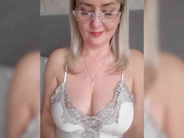 SexiestJess45 SexiestJess45