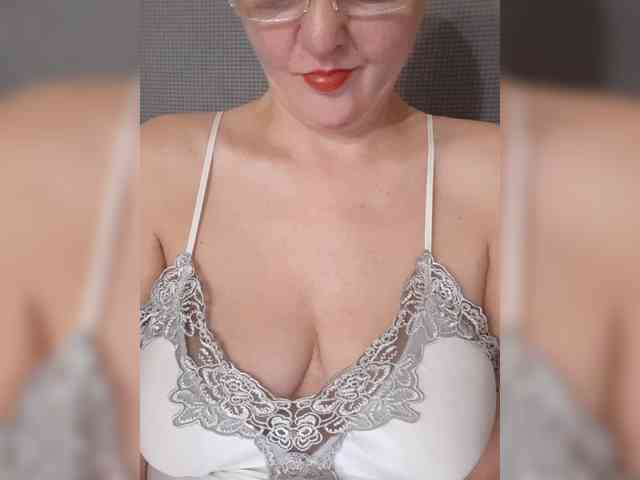 SexiestJess45 webcam