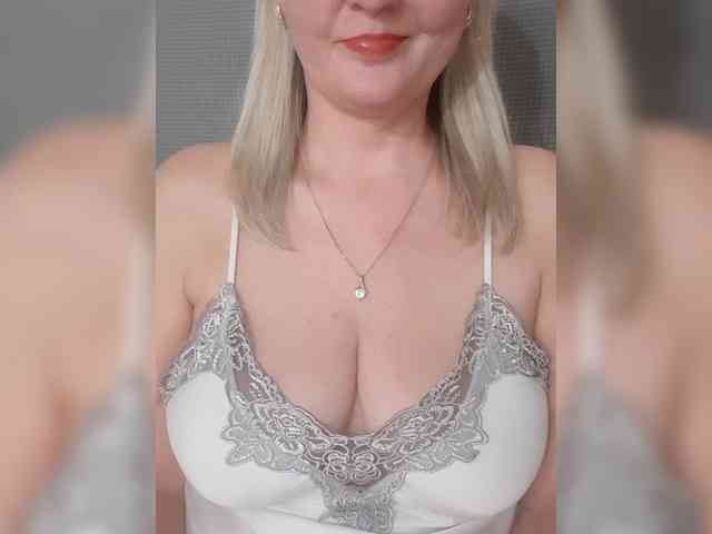 SexiestJess45 webcam