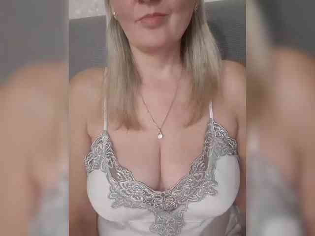 SexiestJess45 webcam