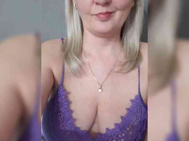 SexiestJess45 webcam