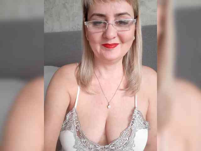 SexiestJess45 Live Webcam on BongaCams