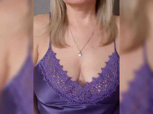 SexiestJess45 Live Webcam on BongaCams