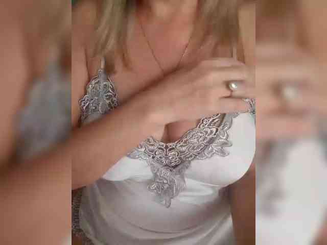 SexiestJess45 webcam