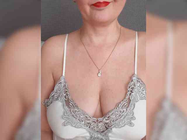 SexiestJess45 webcam