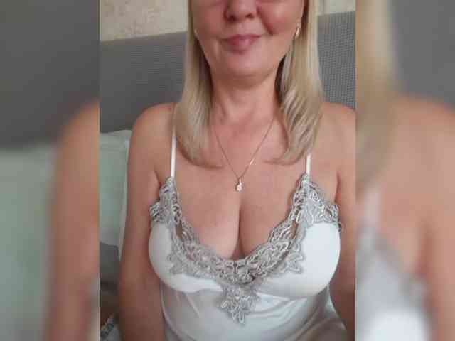 SexiestJess45 webcam