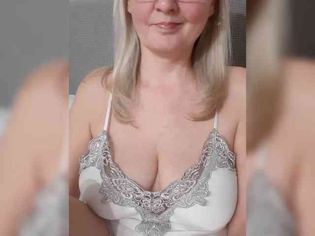 SexiestJess45 SexiestJess45