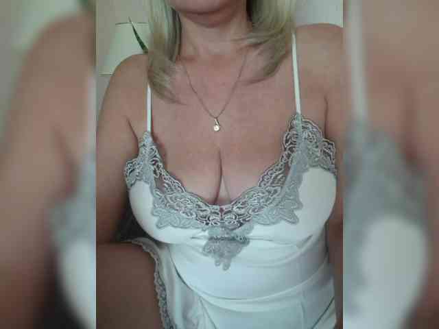 SexiestJess45 webcam