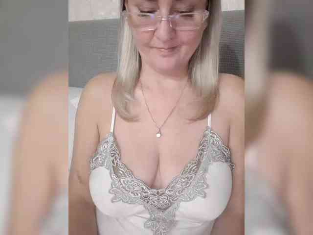 SexiestJess45 webcam